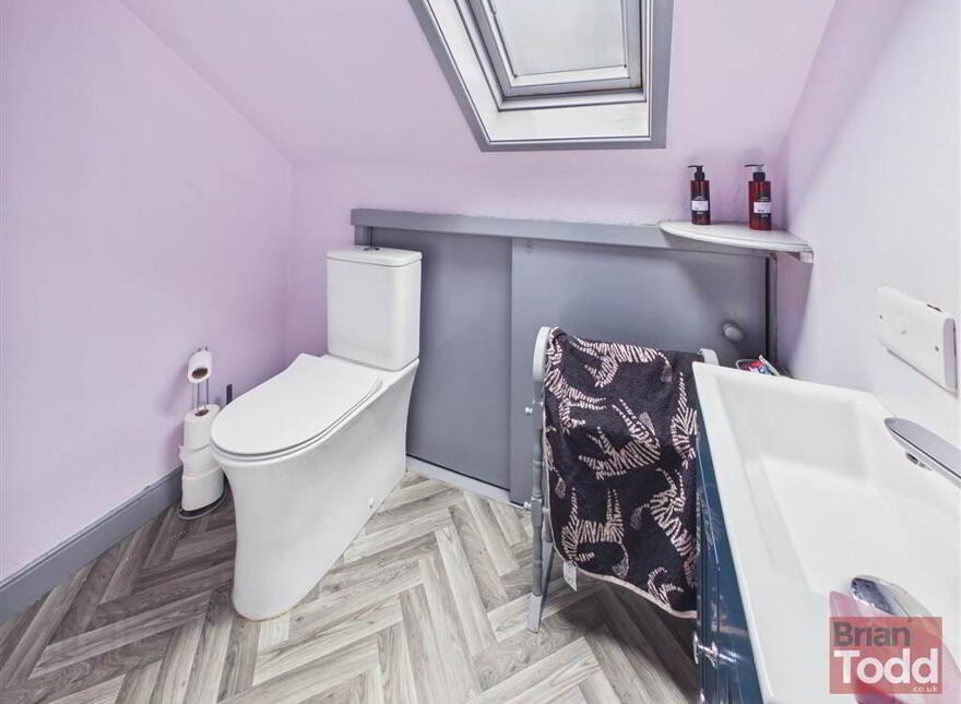 Ballycraigy Road, Larne, BT40 2LE