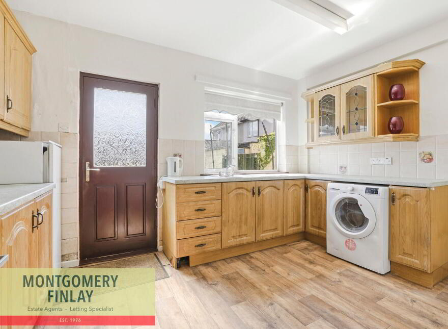 102 Derrin Road, Enniskillen, BT74 6BA
