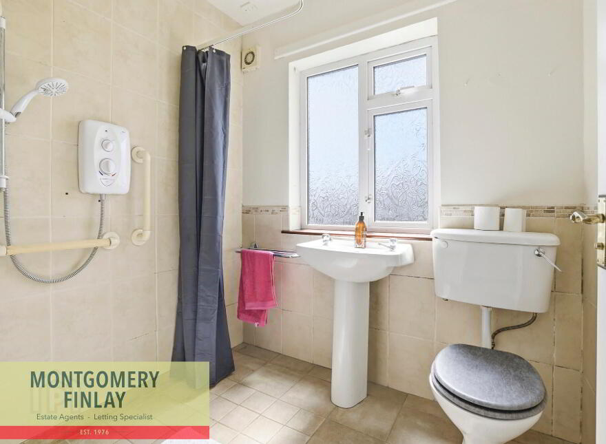 102 Derrin Road, Enniskillen, BT74 6BA