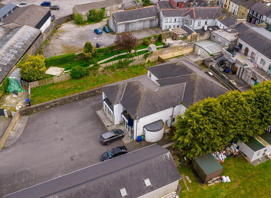 2 Raftery's Yard, Main Street, Castlerea, F45F5K2