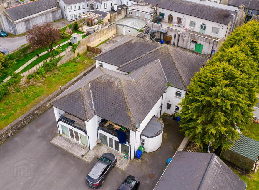 2 Raftery's Yard, Main Street, Castlerea, F45F5K2
