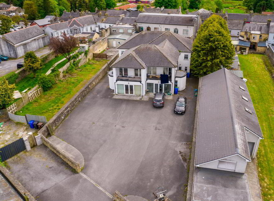 2 Raftery's Yard, Main Street, Castlerea, F45F5K2