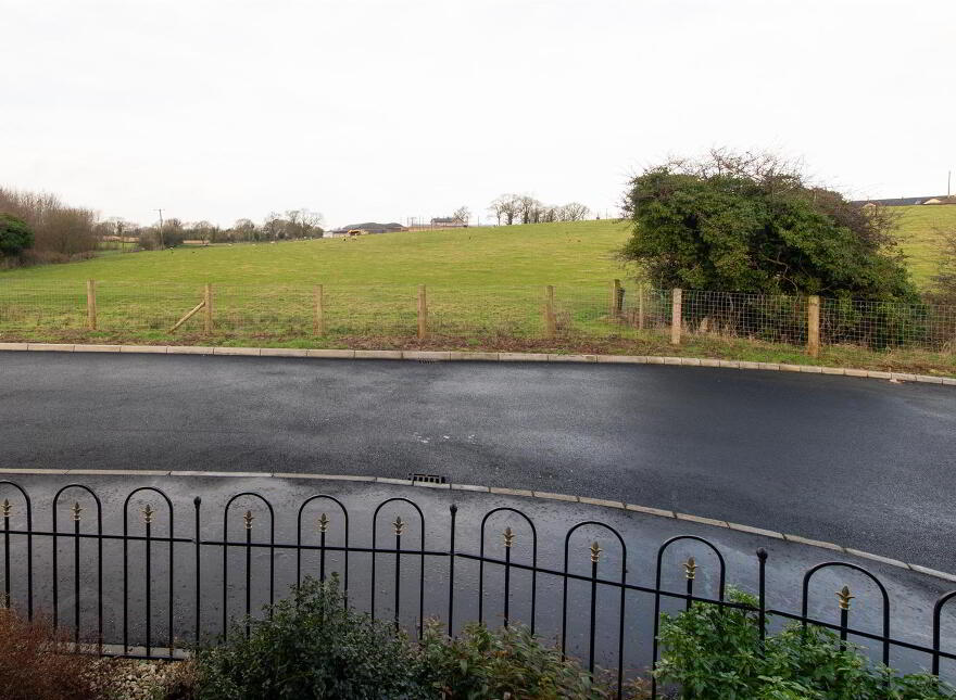 48 Cloverdale, Dromore, Blackskull, BT25 1GX