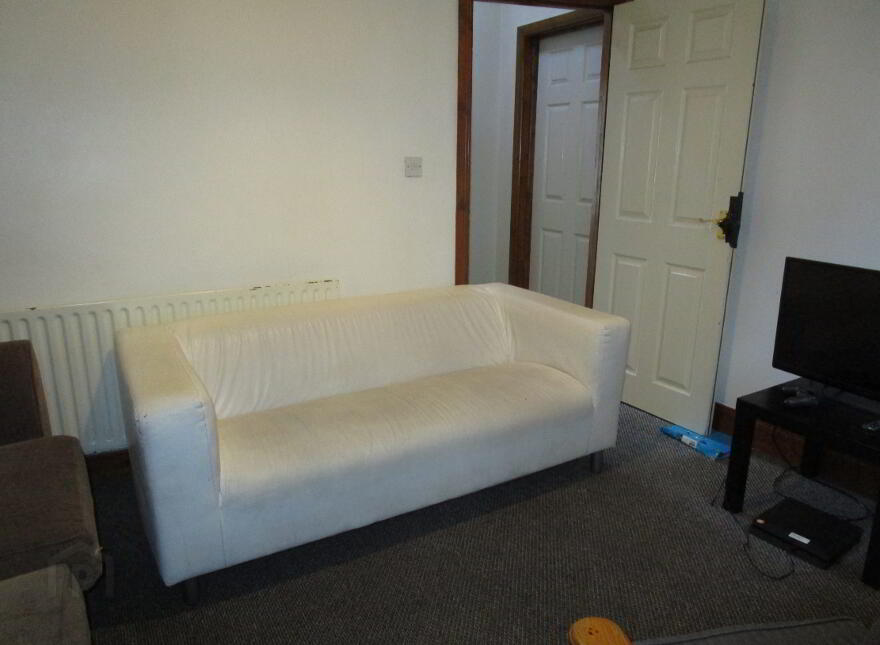 Fountainville Avenue, Belfast, BT9 6AN