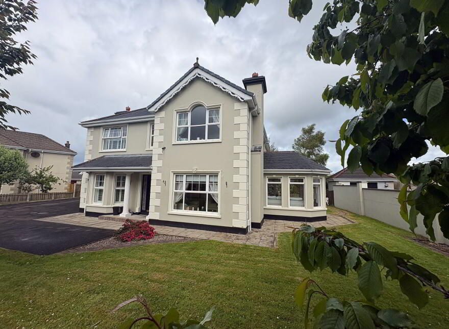 4 Glenevish Hill, Strabane, BT82 8LZ