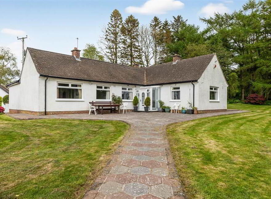 The Hollow, 14 Tullyrusk Road, Dundrod, Crumlin, BT29 4JA