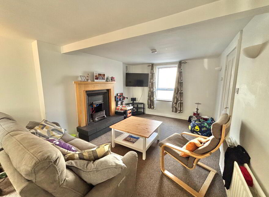 100 Long Commons, Coleraine, BT52 1LJ