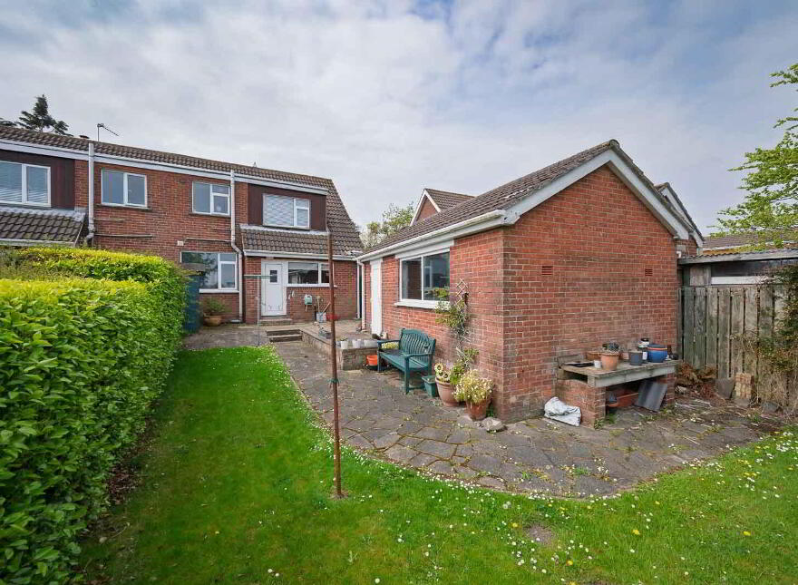 3 Rosepark Avenue, Donaghadee, BT21 0BW
