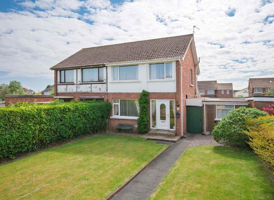 102 Old Gransha Road, Bangor, BT19 7HA