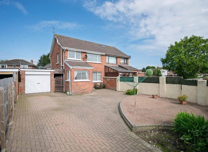 102 Old Gransha Road, Bangor, BT19 7HA