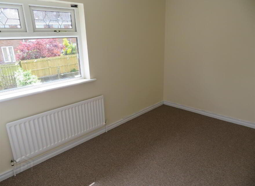 52 Donard Gardens, Lurgan, BT66 8EX