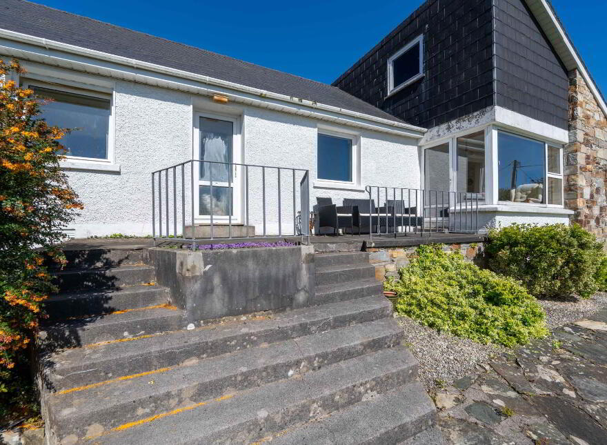 The Lodge, Downings, F92A7X8