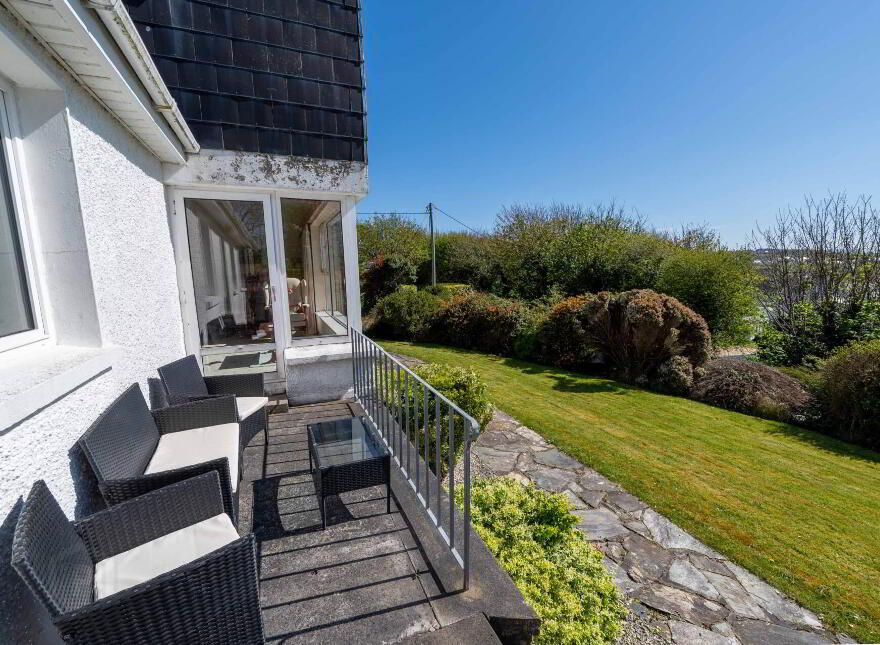 The Lodge, Downings, F92A7X8