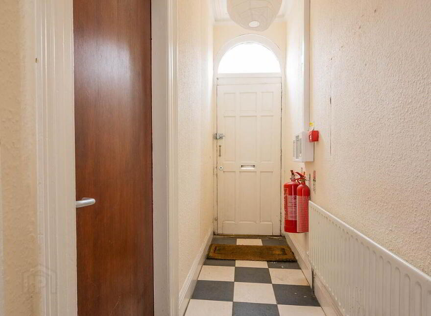 1 Wellington Park Avenue, Belfast, BT9 6DT