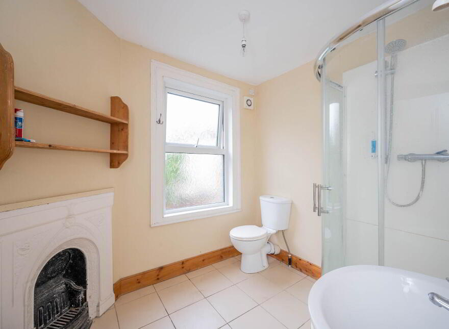 1 Wellington Park Avenue, Belfast, BT9 6DT