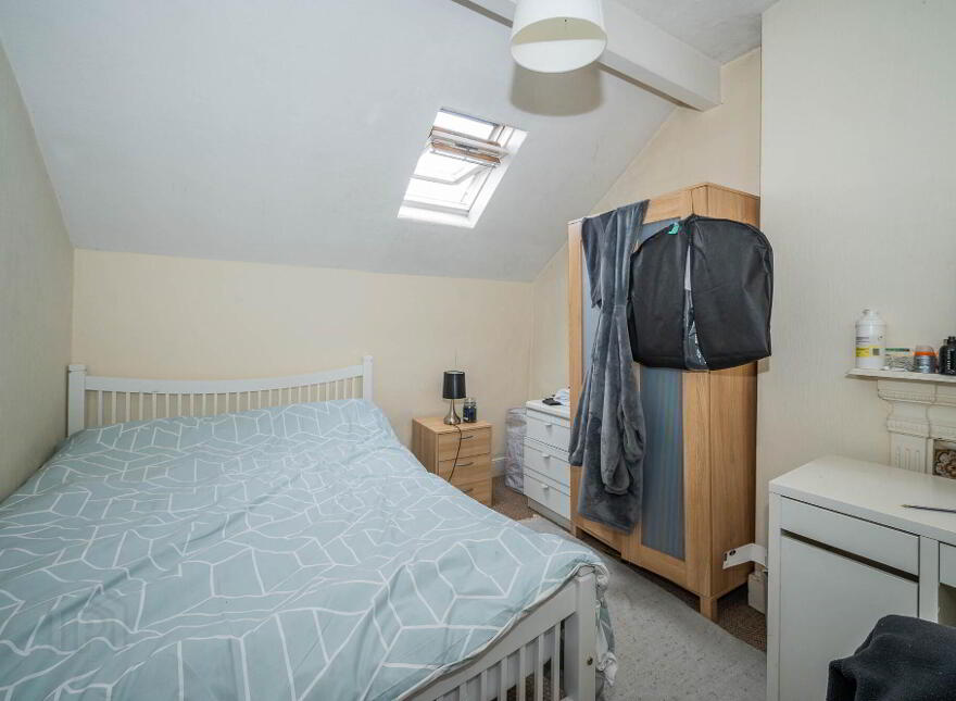 1 Wellington Park Avenue, Belfast, BT9 6DT