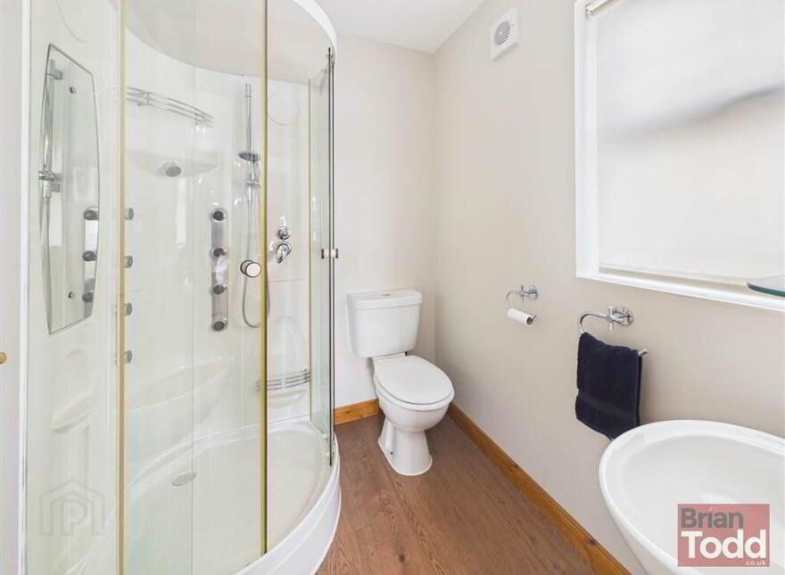Lindara Park, Larne, BT40 2GD