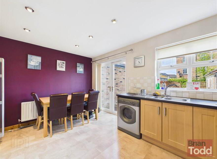 Lindara Park, Larne, BT40 2GD