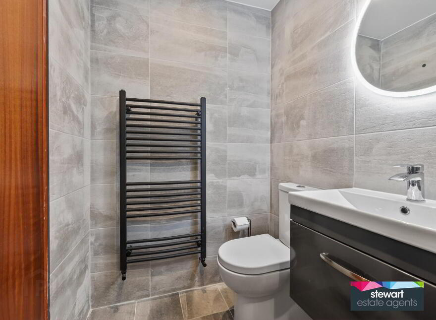 34 Irwin Place, Donaghcloney, BT66 7NL