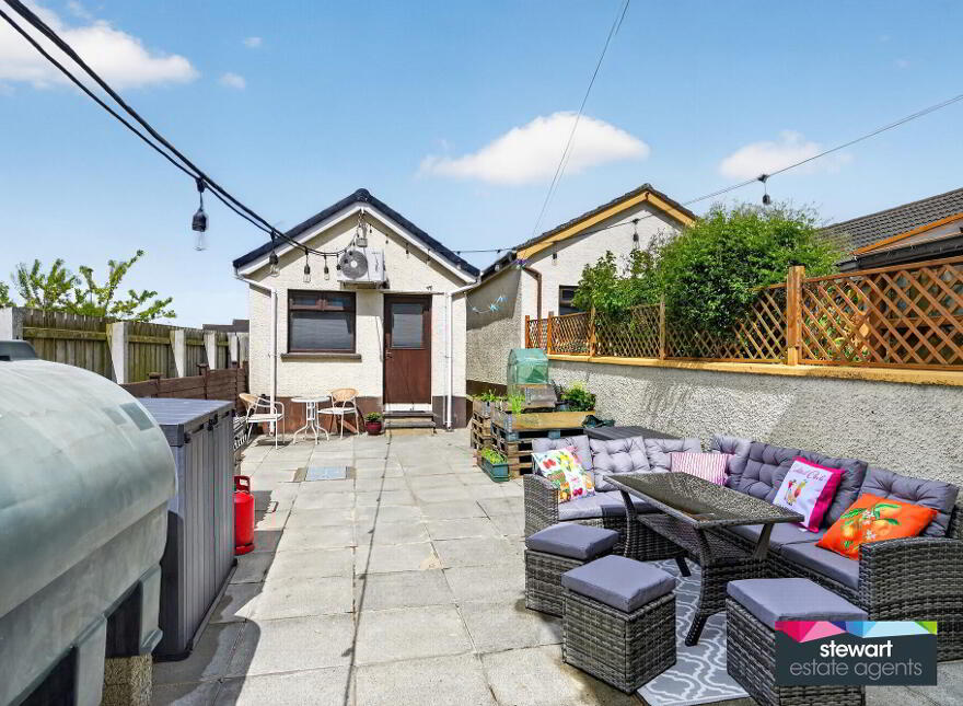 34 Irwin Place, Donaghcloney, BT66 7NL