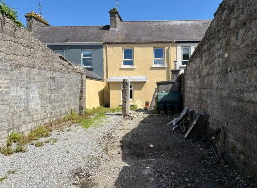 Bridge Street, Kilkelly, F35V224