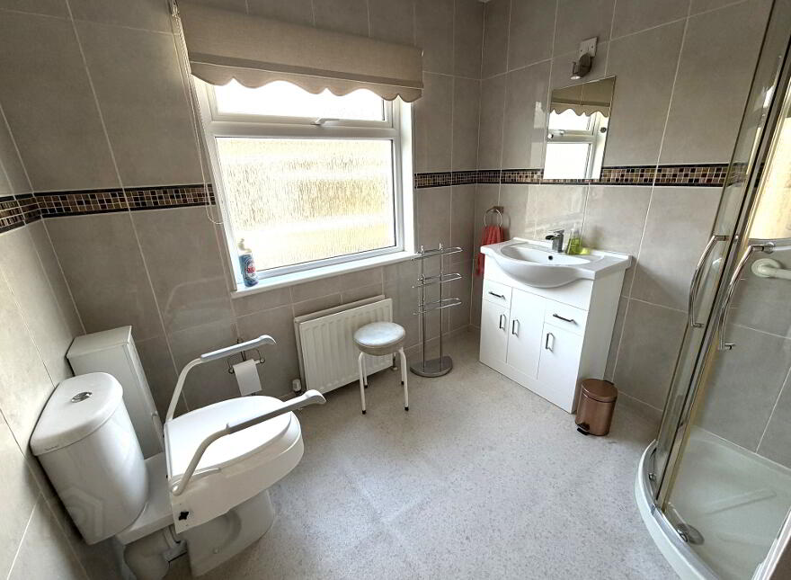 11 Circular Park, Ballymena, BT43 6ND