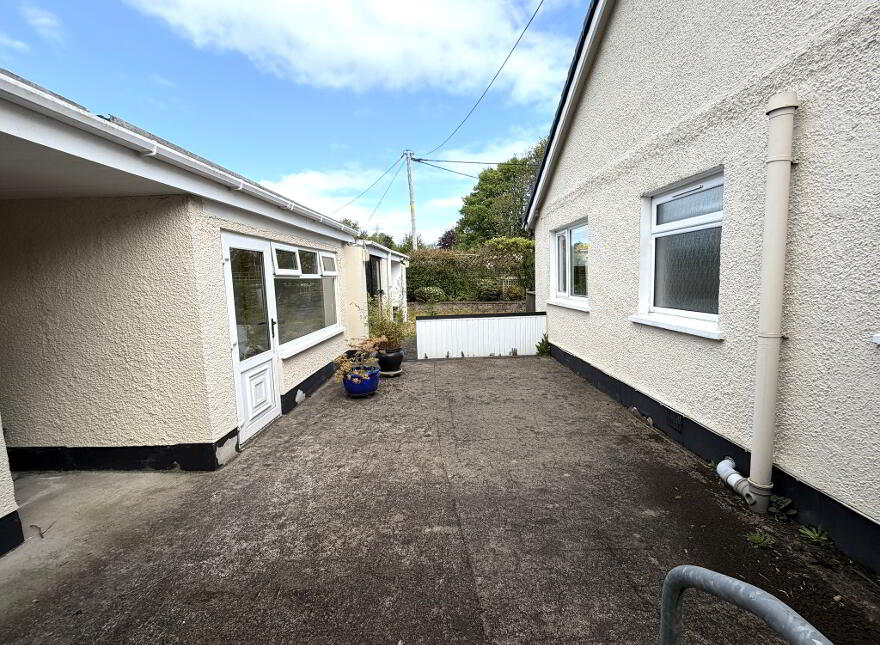 11 Circular Park, Ballymena, BT43 6ND