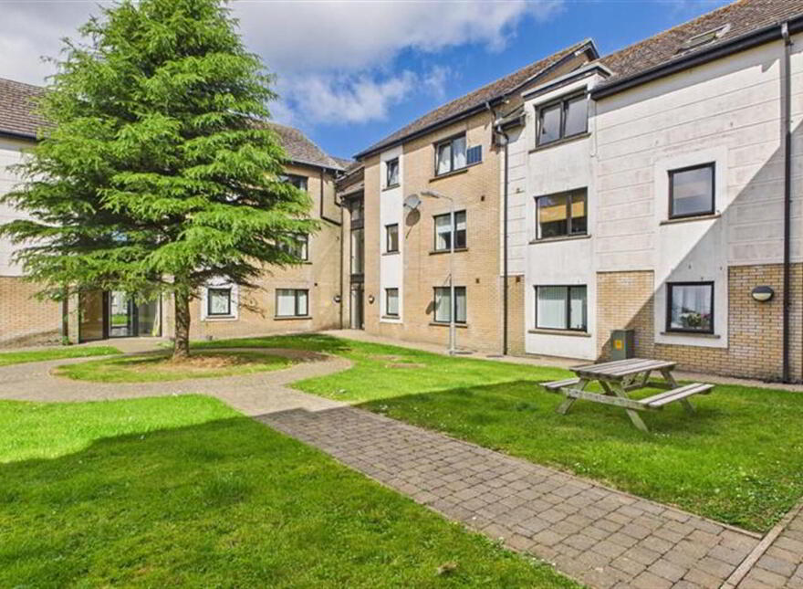 36 The Skye Buildings, Drumadoon Square, Dundonald, Belfast, BT16 2QN