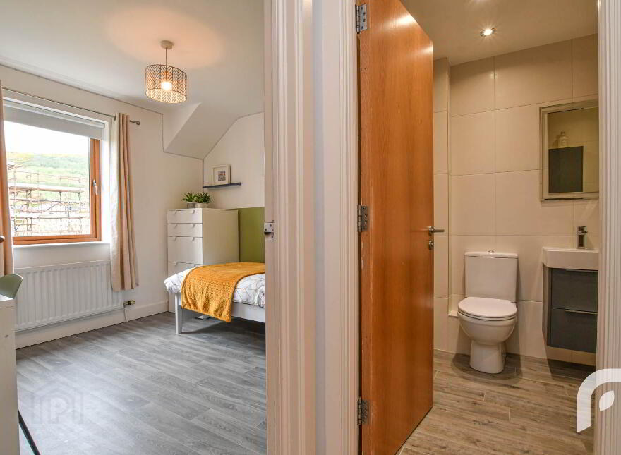 48 Farm Lodge Road, Greenisland, Carrickfergus, BT38 8XH
