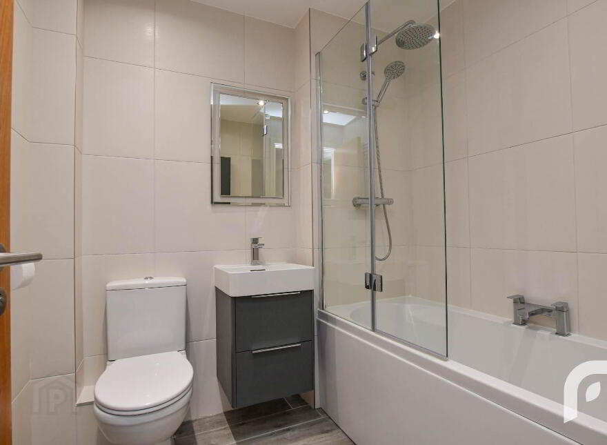 48 Farm Lodge Road, Greenisland, Carrickfergus, BT38 8XH
