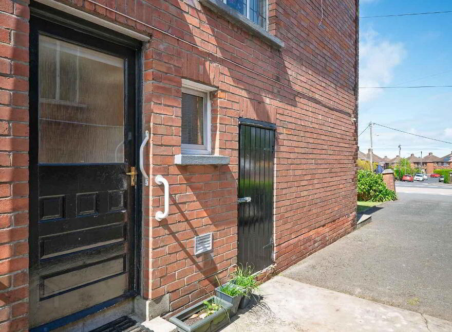 13 Crawfordsburn Road, Bangor, BT20 3QT