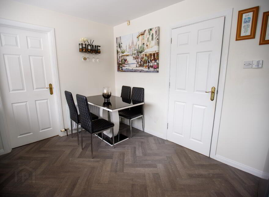 29 The Spires, Dromore, BT25 1QE