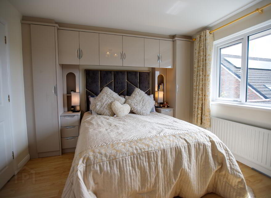 29 The Spires, Dromore, BT25 1QE
