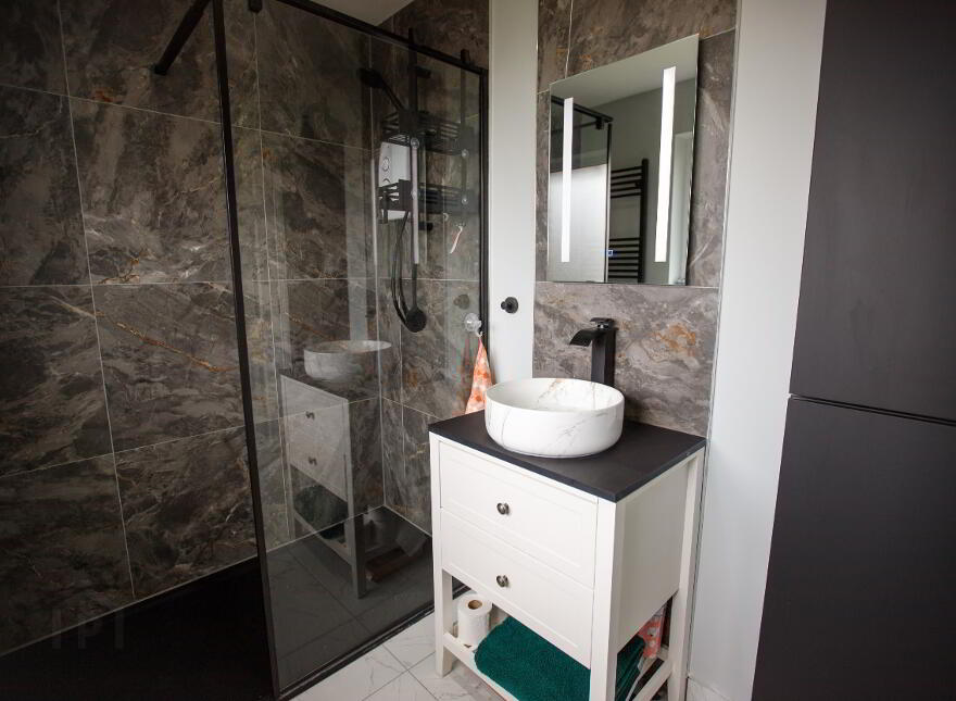 29 The Spires, Dromore, BT25 1QE