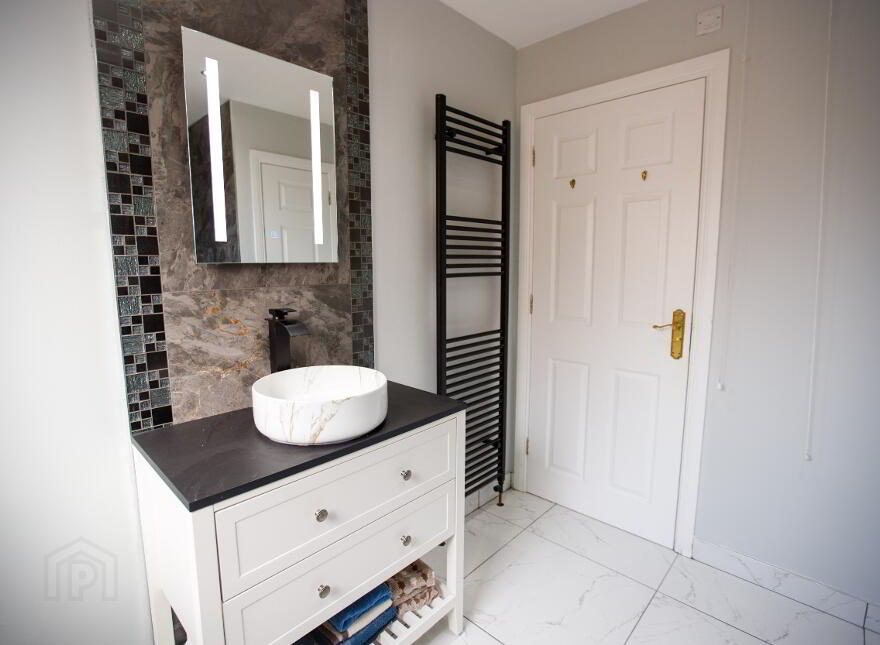 29 The Spires, Dromore, BT25 1QE