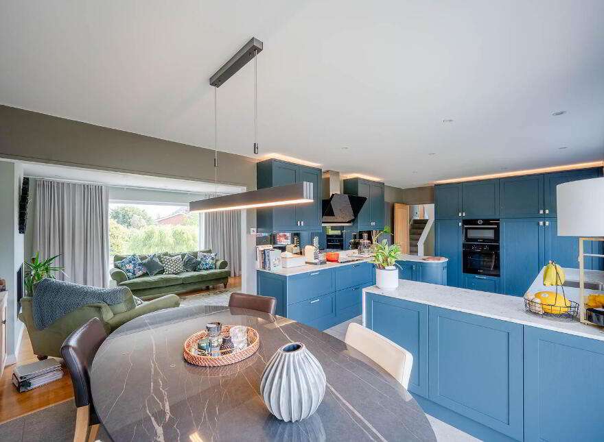 10 Deanfield, Bangor, BT19 6NX