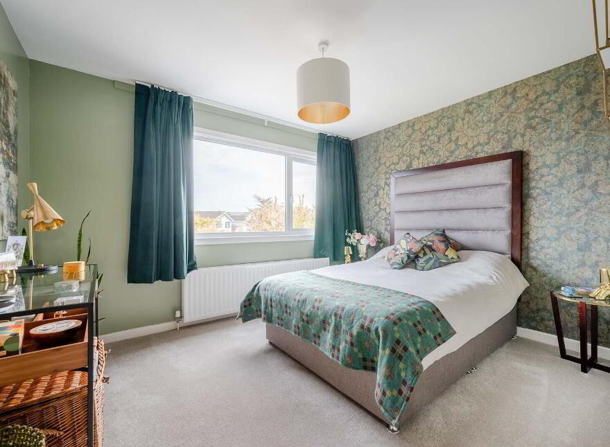 10 Deanfield, Bangor, BT19 6NX