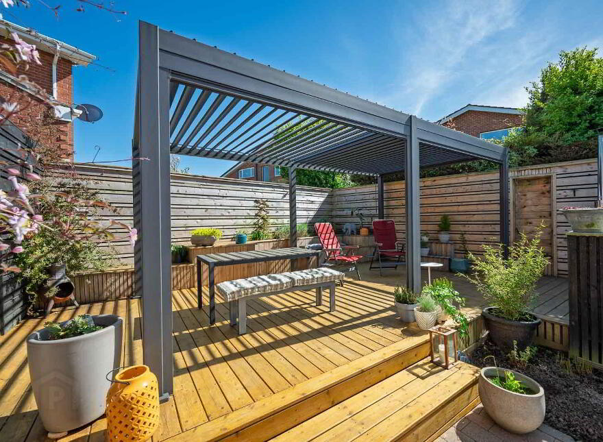 10 Deanfield, Bangor, BT19 6NX
