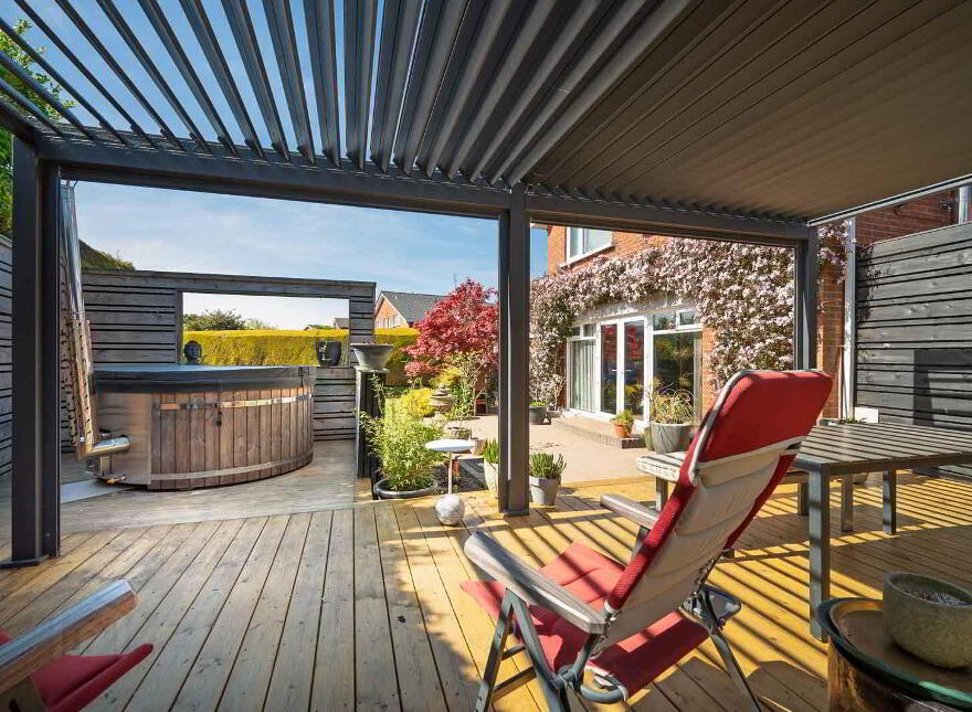 10 Deanfield, Bangor, BT19 6NX