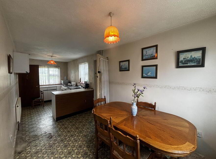 30 Lisheen, Shannon, V14NA49