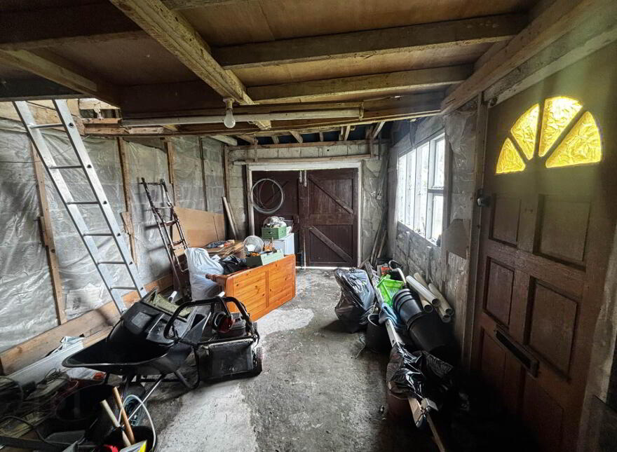 30 Lisheen, Shannon, V14NA49