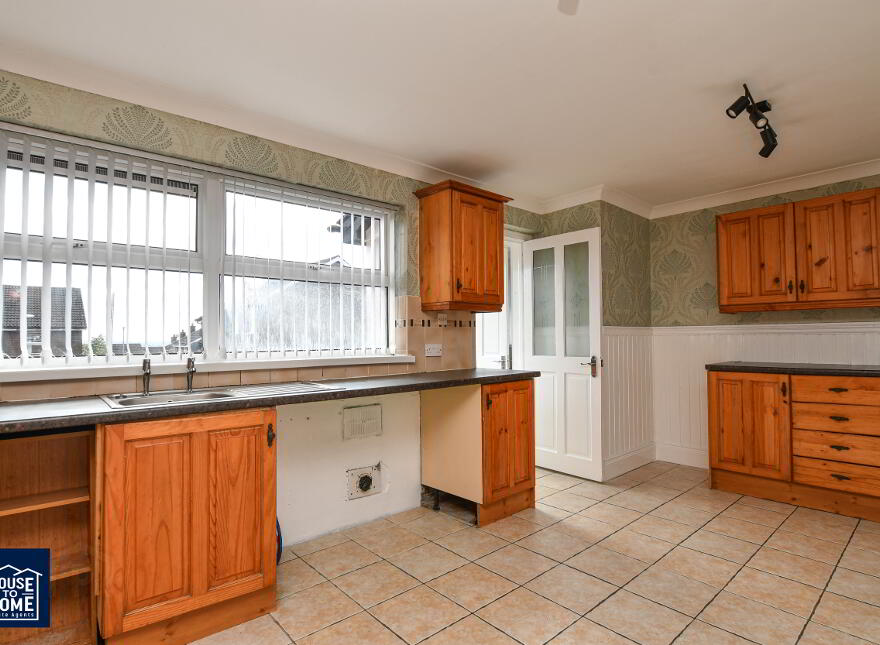 6 Horseshoe Court, Belfast, BT14 8QE