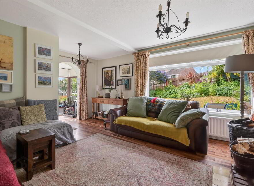 27 Glendun Park, Dunmurry, Belfast, BT17 9AY