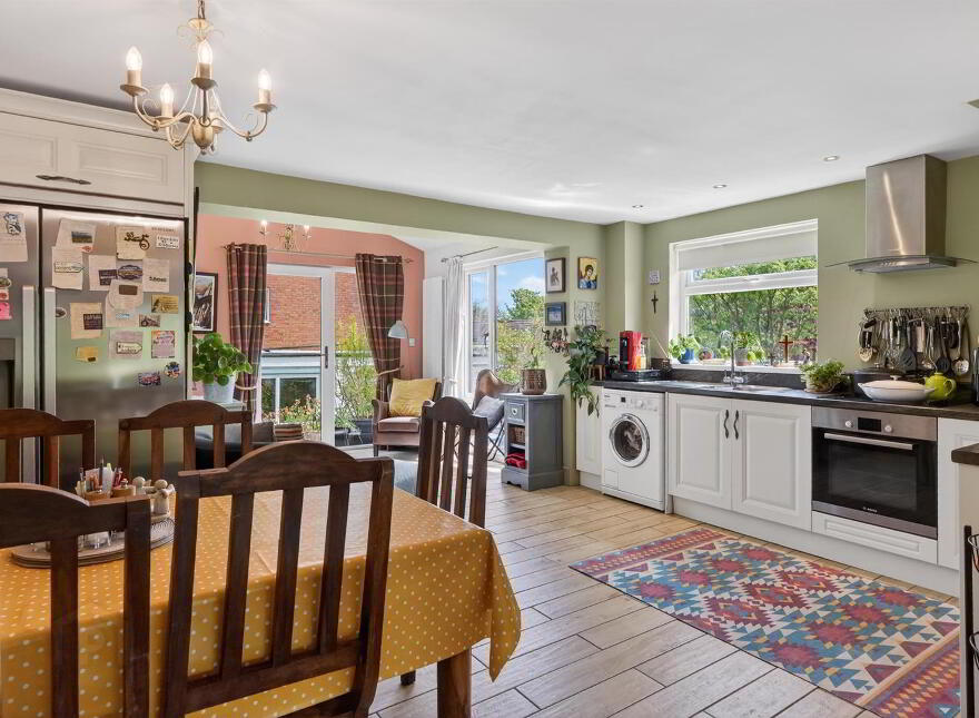 27 Glendun Park, Dunmurry, Belfast, BT17 9AY