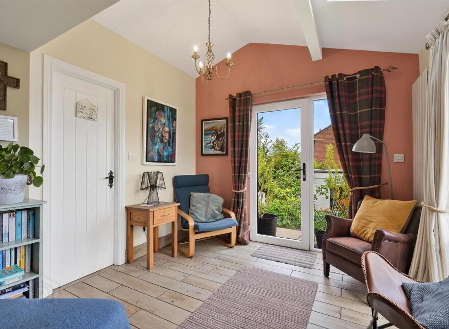 27 Glendun Park, Dunmurry, Belfast, BT17 9AY