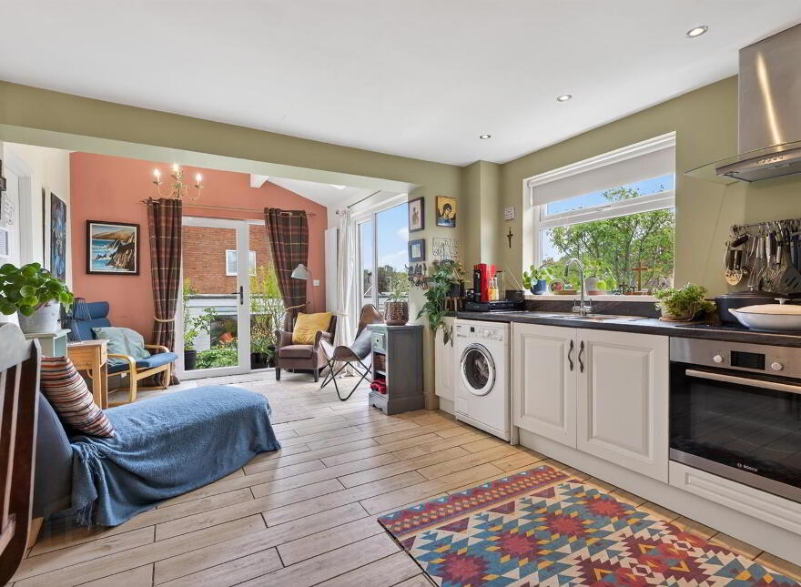27 Glendun Park, Dunmurry, Belfast, BT17 9AY