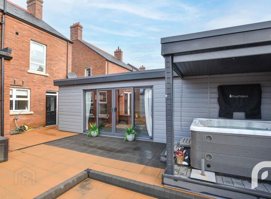 20 Hartley Hall Avenue, Greenisland, Carrickfergus, BT38 8BA
