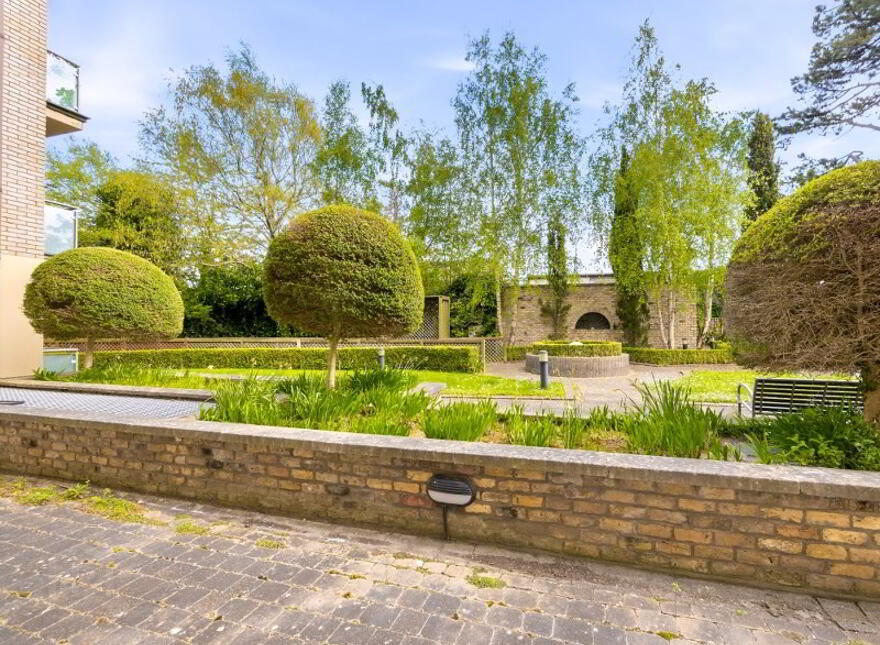2 Cedar Grove, Firhouse Road, Knocklyon, Dublin 16, D16AK80