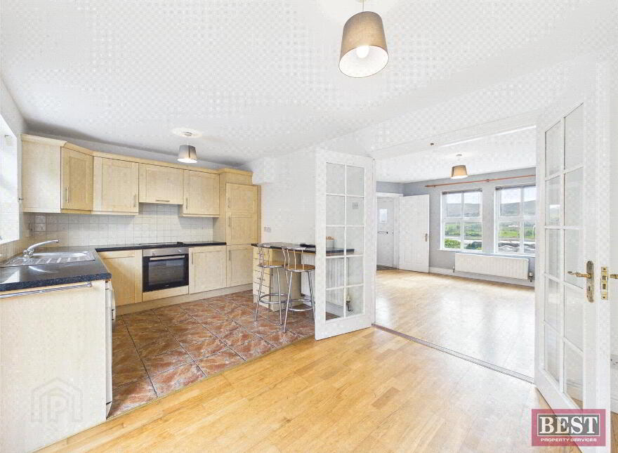 10 Carrickree Mews, Warrenpoint, Newry, BT34 3UG