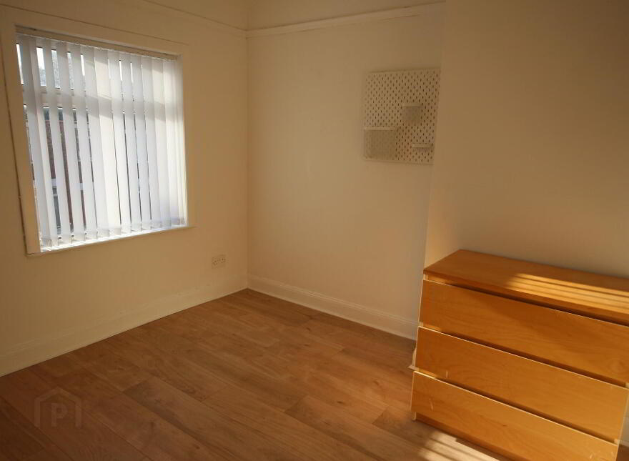 48 Glenside Parade, Belfast, BT14 8AH